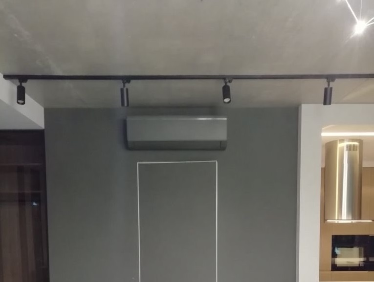 Монтаж кондиционера с покраской внутреннего блока