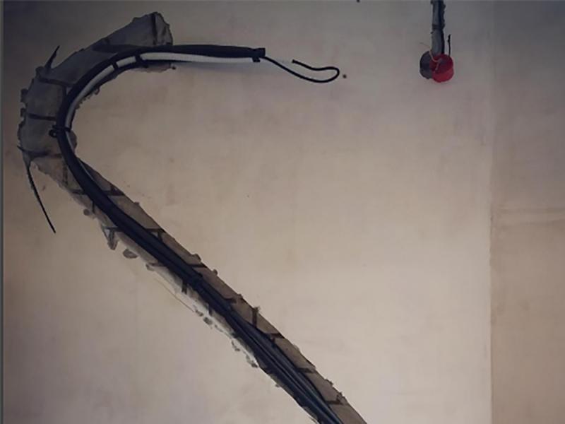 Закладка трасс на стадии ремонта