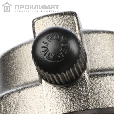 Воздухоотводчик авт. STOUT с боковым выводом клапана 1/2  