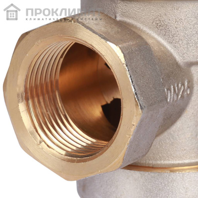Редуктор давления PN25 вн/вн 1 с выходом под манометр Stout