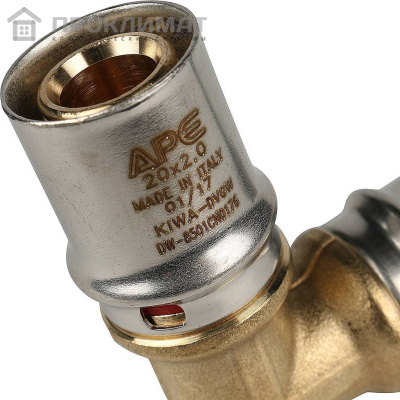 Угольник  90° прессовой STOUT 20х20 