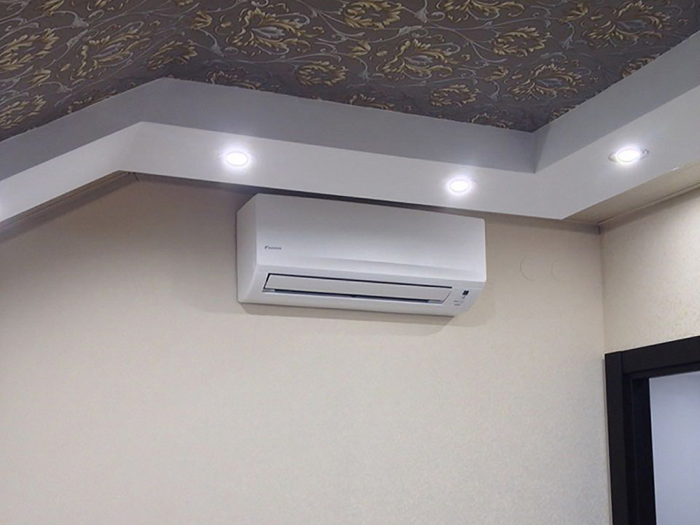 Установка сплит-системы Daikin в 2 этапа в частном доме